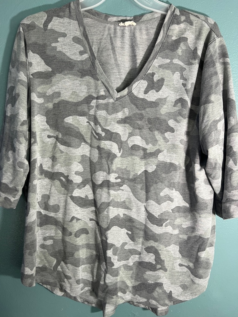 **3 for $6** Jane and Delancey Gray camo print, 3/4 sleeves